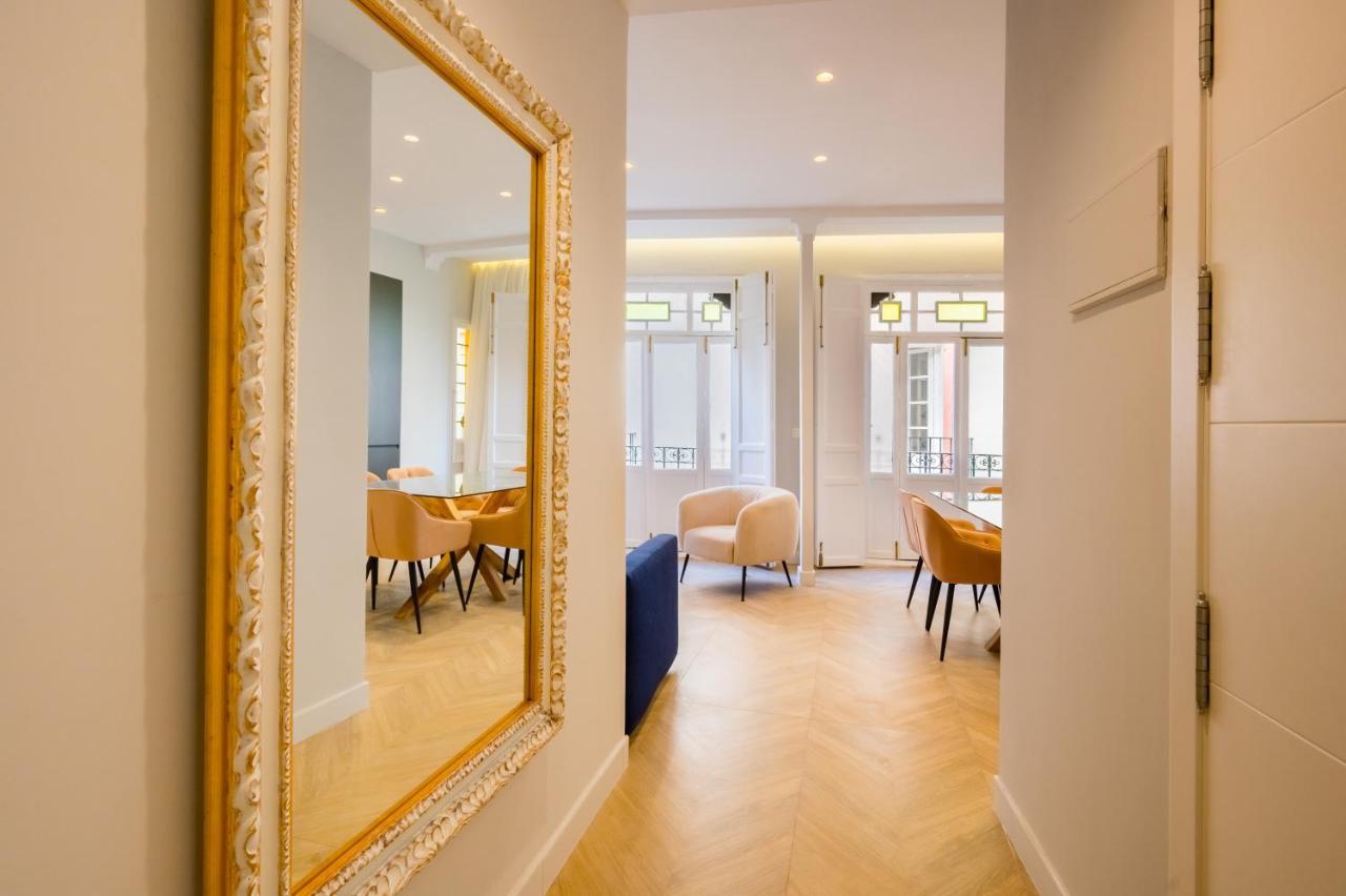 Elegant Apartment - 2 Bd 1 Bth - Center Sevilla Luaran gambar