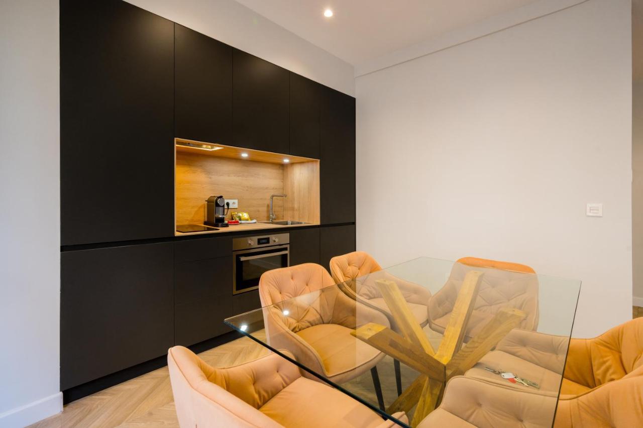Elegant Apartment - 2 Bd 1 Bth - Center Sevilla Luaran gambar
