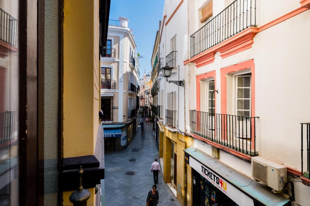 Elegant Apartment - 2 Bd 1 Bth - Center Sevilla Luaran gambar